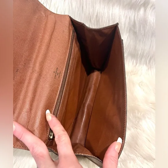 Authenticated Louis Vuitton Monceau Bag Handbag Tote Travel Bag Satchel Purse - Picture 14 of 16